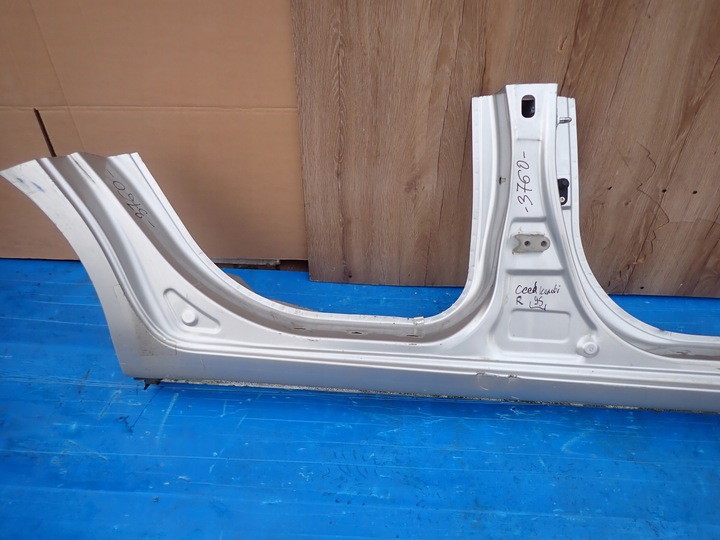 фото №4, Kia ceed універсал 06-12 поріг правий 9s