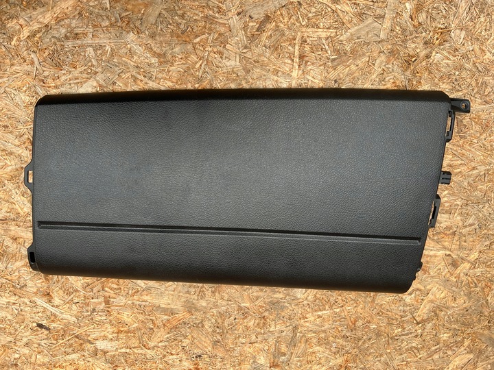 фото №1, Заглушка консолі mercedes w906 рестайлінг a9066891808