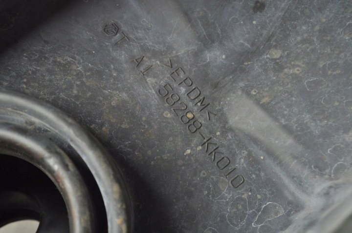 фото №8, Toyota hilux viii защита выборщик 58288-kk010