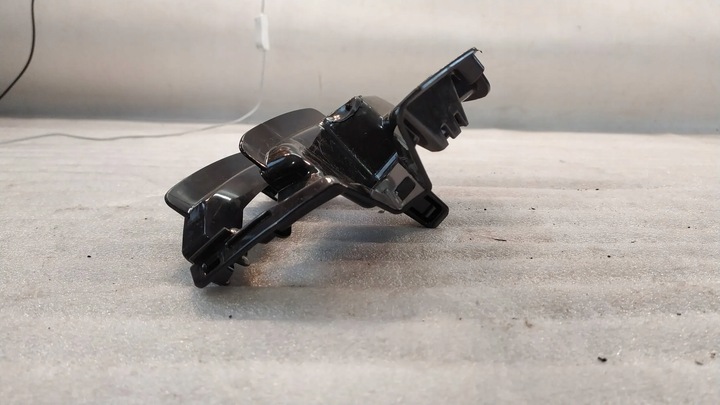 фото №7, Ползун решётка правый skoda kodiaq