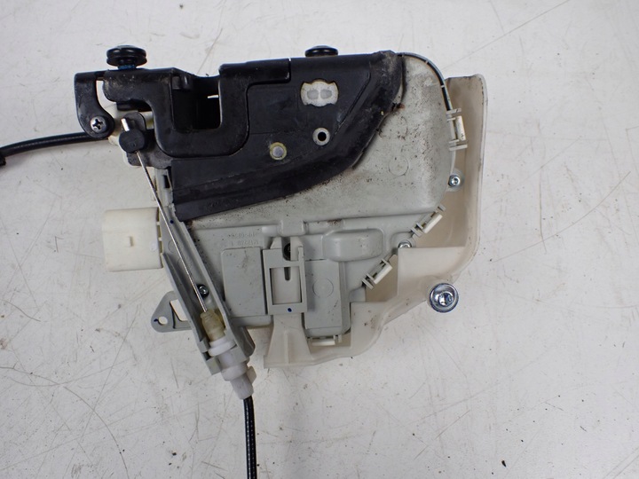 фото №6, Замок дверь ручка левый перед левый переднее audi a5 8t 8j1837015c sportback