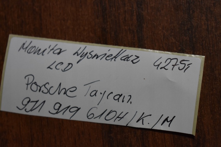 фото №4, Монитор дисплей porsche taycan 1