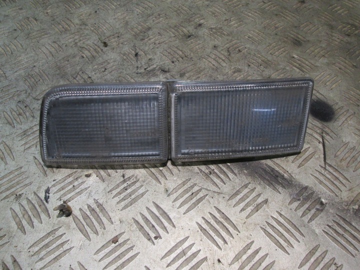 фото №1, Відбивач праві заглушка бампера vw golf iii 1h0941778a