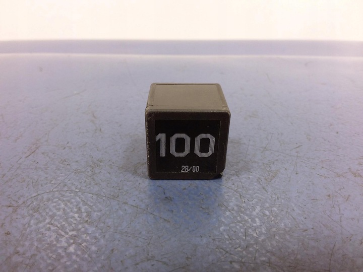 фото №1, Vw golf iv 1.9 tdi реле свічок 7m0951253a