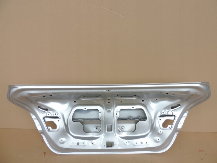 фото №10, Toyota camry viii 2018 2019 2020 2021 крышка зад