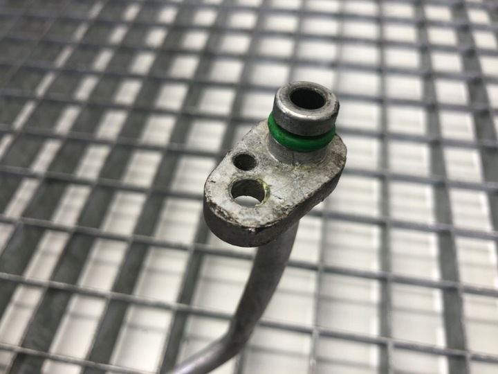 фото №2, Трубка кондиціонера vw golf vii 5q0820741c 2.0 150km хетчбек