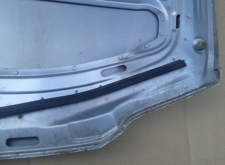 фото №12, Капот кришка двигуна + петлі vw caddy 3 iii 2k 03-10 touran i 03-07