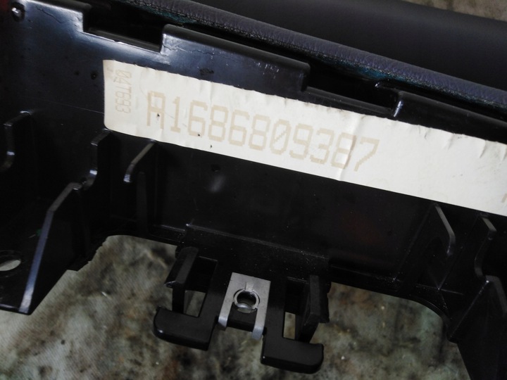 фото №7, Mercedes a клас w168 рестайлінг o1r панель консоль євро