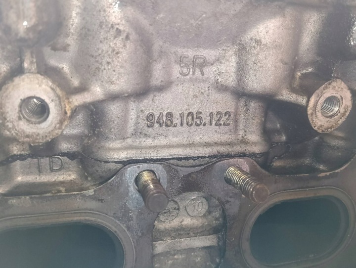 фото №16, Головка двигателя правая porsche cayenne 4.5 v8 turbo 2004