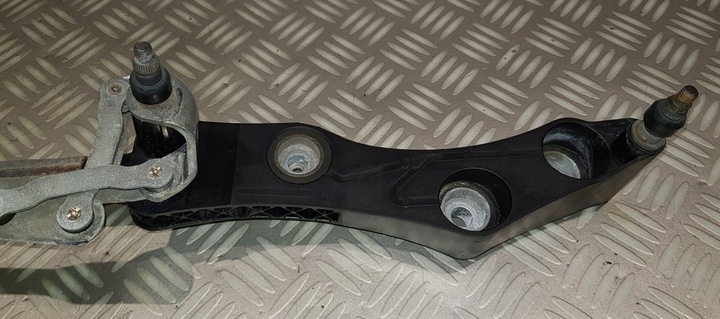 фото №7, Bmw e60 e61 e63 двигунчик механізм двірник скла перед 7131164 європа