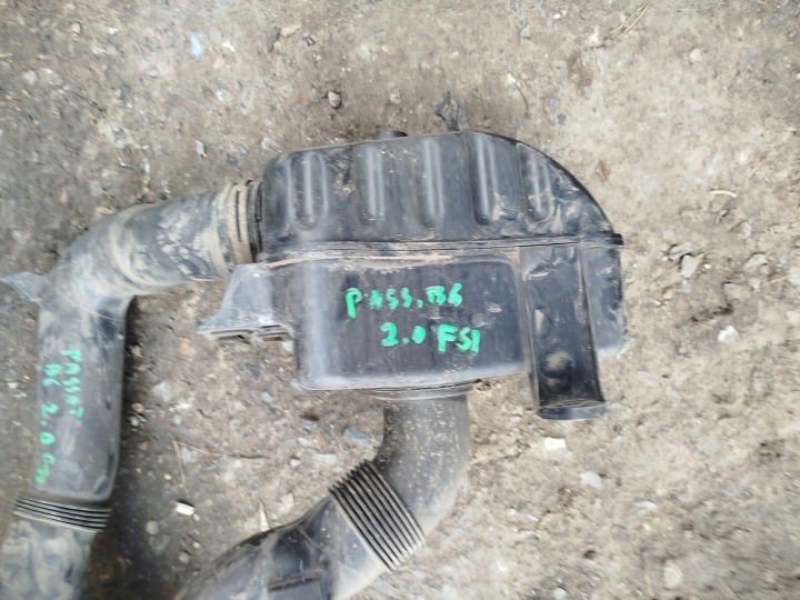 фото №6, Корпус фільтра повітря vw passat b6 2.0 fsi 1k0129622d