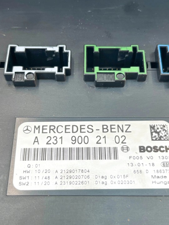 фото №11, Блок предохранителей mercedes-benz sl r231 2319002102 30710701 4.7l