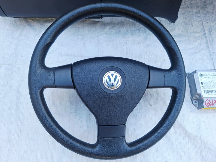 фото №10, Торпедо раздаточная консоль подушки подушка ремни vw golf v 5 plus + 5m0 2005-