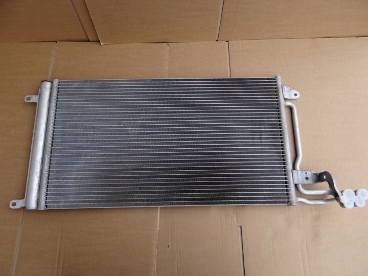 фото №7, Конденсатор кондиционера skoda seat vw oem номер 6c0816411b