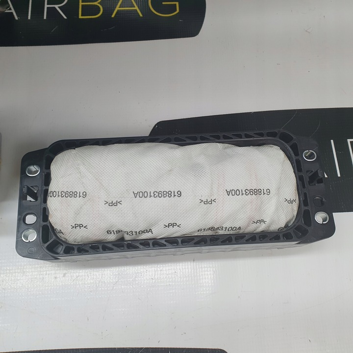 фото №8, Q3 83a панель консоль подушки ремни подушка безопасности