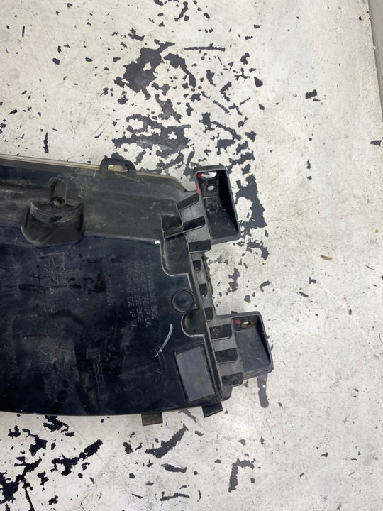 фото №10, Tesla s галоген правий перед 102401900a