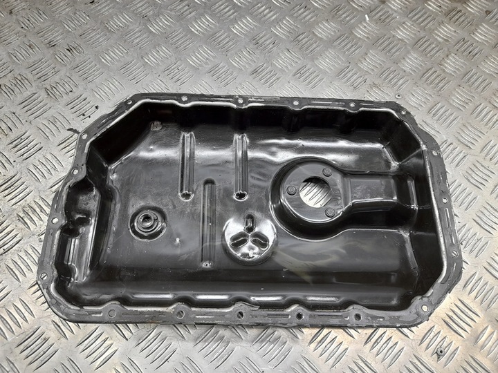 фото №7, Audi a6 s6 c6 4f 06e103600c з спереду піддон масляні