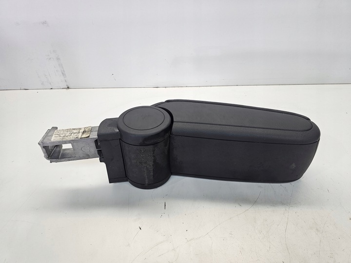 фото №7, Підлокітник перед audi a6 c5 4b0864207c матеріал