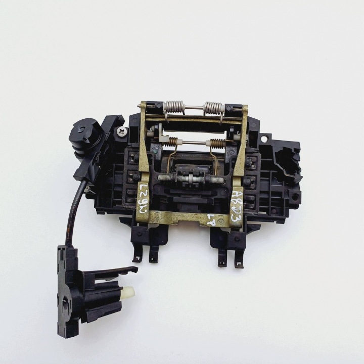 фото №7, Ручка наружная левые перед audi 80 d3 sedan lak. lz9w 4e0839885 nr930