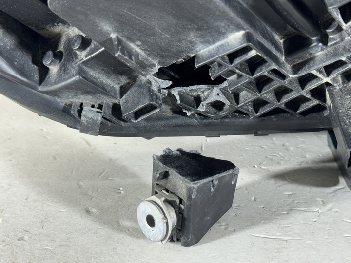 фото №11, Bmw 2 f45 f46 lci рестайлінг повний led лампа ліва перед фара eur