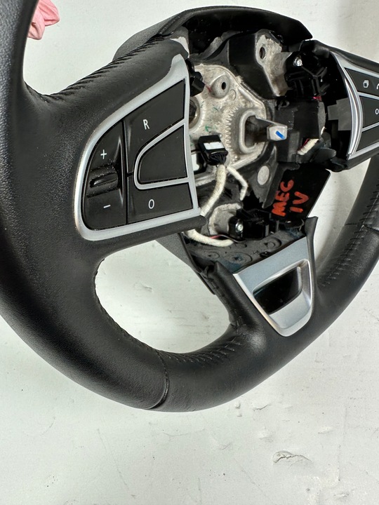 фото №7, Megane iv руль кожаный мультифункция 484005825r