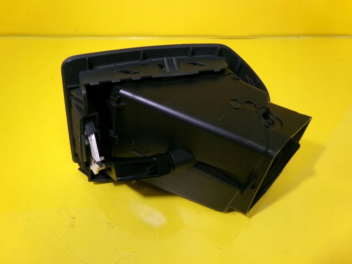 фото №9, Бокова решітка повітропровід праві перед renault megane ii a1007010 nr753