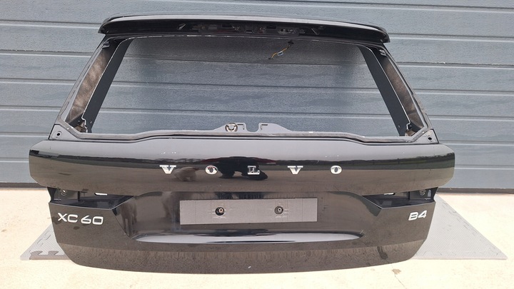 фото №1, Volvo xc60 ii 2017- крышка багажника