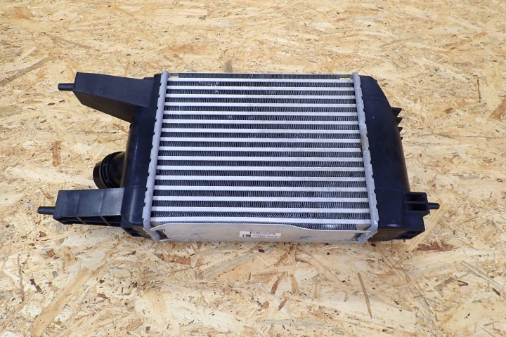 фото №6, Інтеркулер nissan juke pulsar 1.2dig dig-t 144613zu0a радіатор повітря