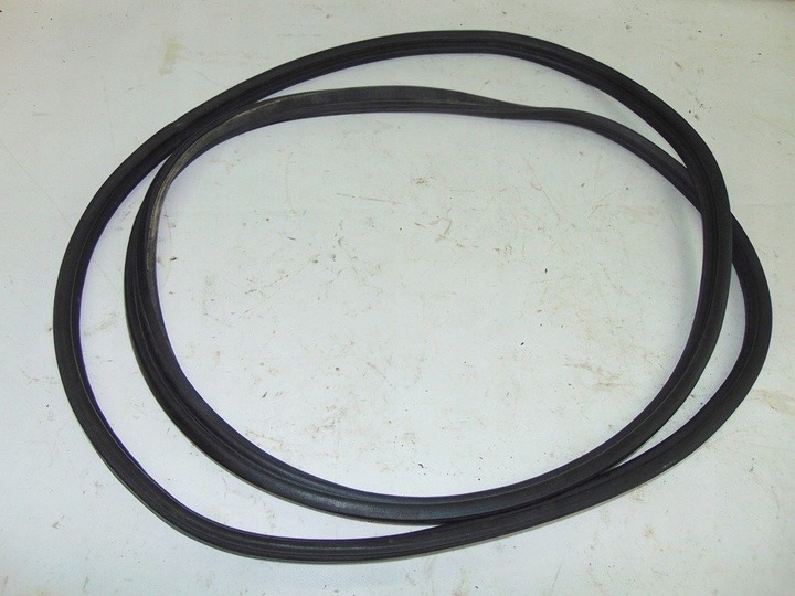 фото №5, Subaru outback iv 09-14 прокладка крышки багажника