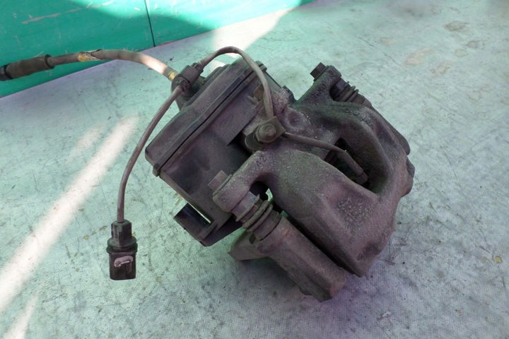 фото №1, Audi a6 4k c8 a7 суппорт тормозной правые зад