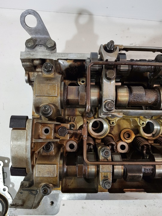 фото №8, Головка левая валы bmw e60 e63 4.4b n62 7506390