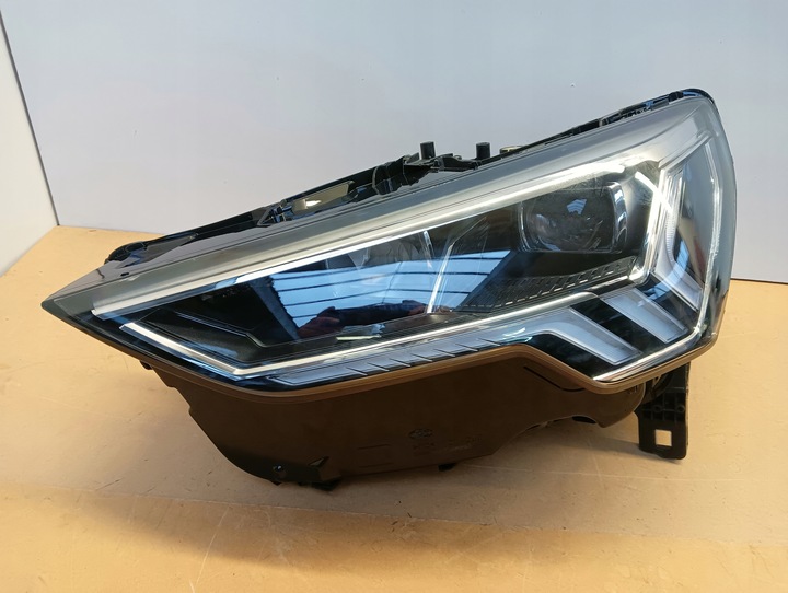 фото №1, Лампа левая audi q3 83a полный led 83a941033