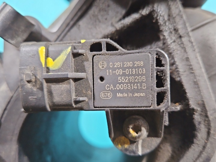 фото №6, Колектор впускний  fiat grande punto 0261230268 55219296 1.2 8v вісь