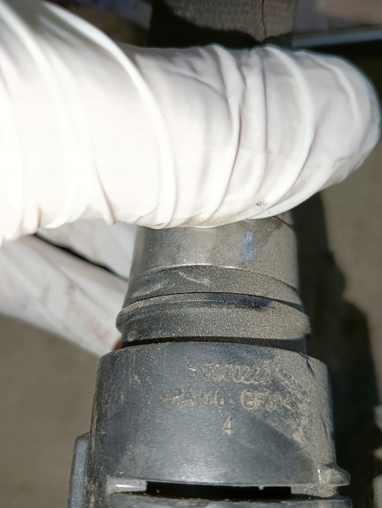 фото №5, Труби шланг дроти води vw audi 2.0 tdi | 8k0122293b 8k0122293f