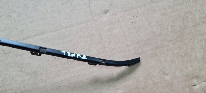 фото №8, A4 s4 b9 планка led подсветка туннеля левая правые 2x 8w0947095