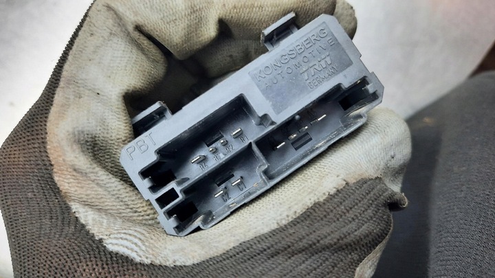 фото №6, Модуль обогрева сиденья volvo s60 s80 v70 xc70 xc90 9442947