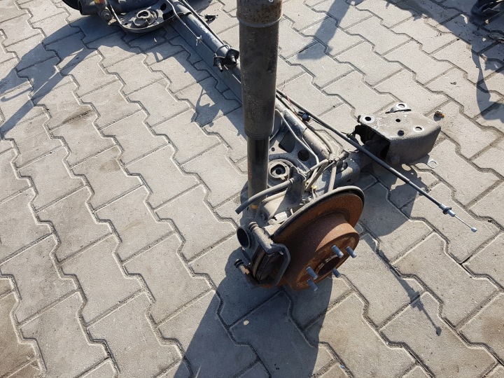 фото №4, Nissan pulsar 14-18r балка підвіски зад