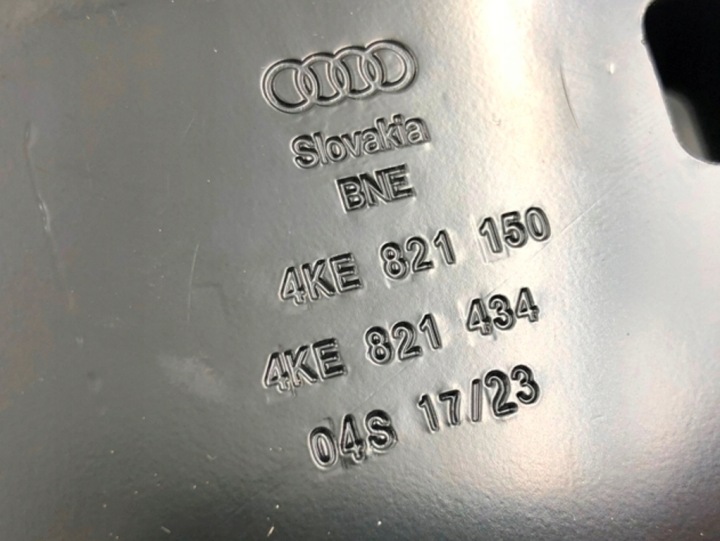 фото №9, Кронштейн  крила праве передній do audi e-tron 4ke821468 4ke821434