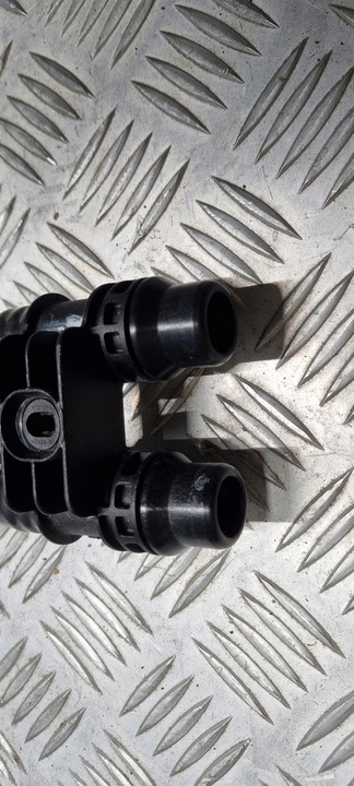 фото №9, Mercedes w206 труба шланг шланг воды a2065015801