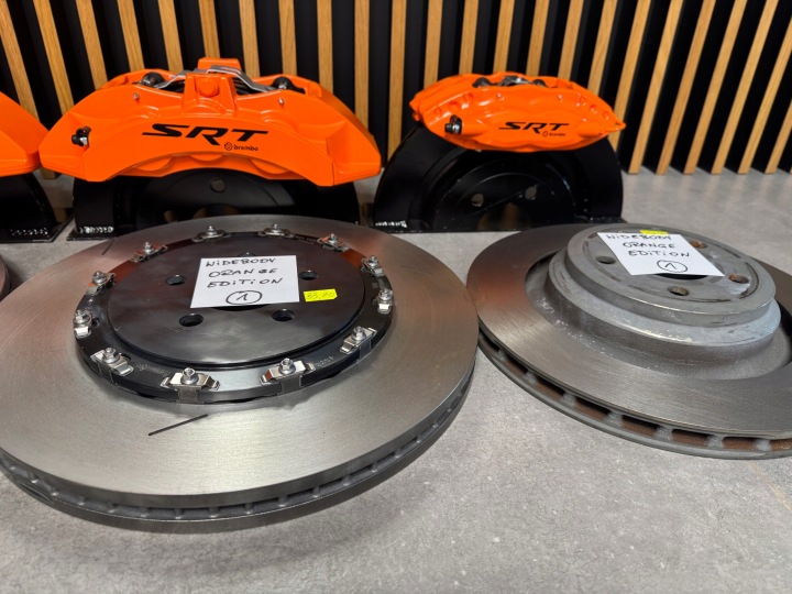 фото №8, Dodge challenger charger widebody зажимы brembo + диски orange edition