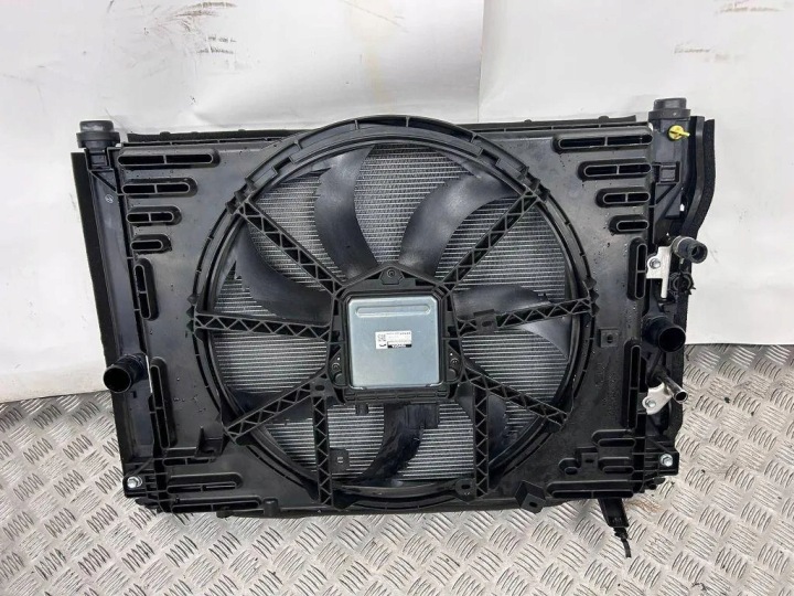 фото №9, Комплект радиатор toyota mirai jpd1_ 4221369060 электрический 113kw 2023