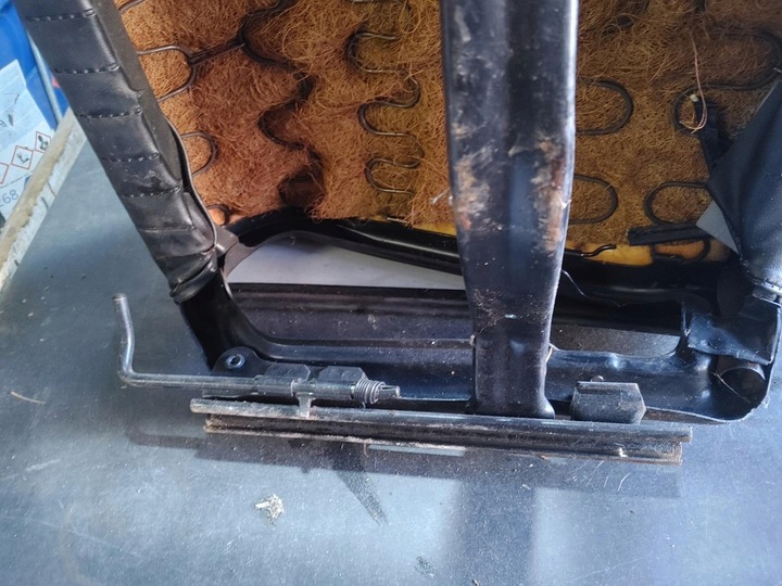 фото №13, Автомобиль prl fiat 126 малютка сиденье сиденье водителя красивый оригинал