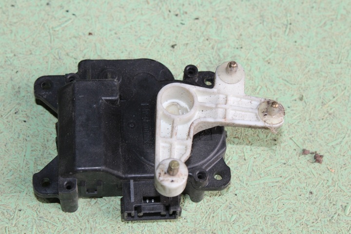 фото №7, Yaris i двигунчик нагрівача європа