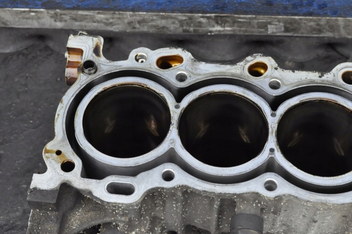 фото №7, Toyota mr2 celica vii t23 avensis t25 verso ii 1.8 16v блок  двигуна 1zz-fe