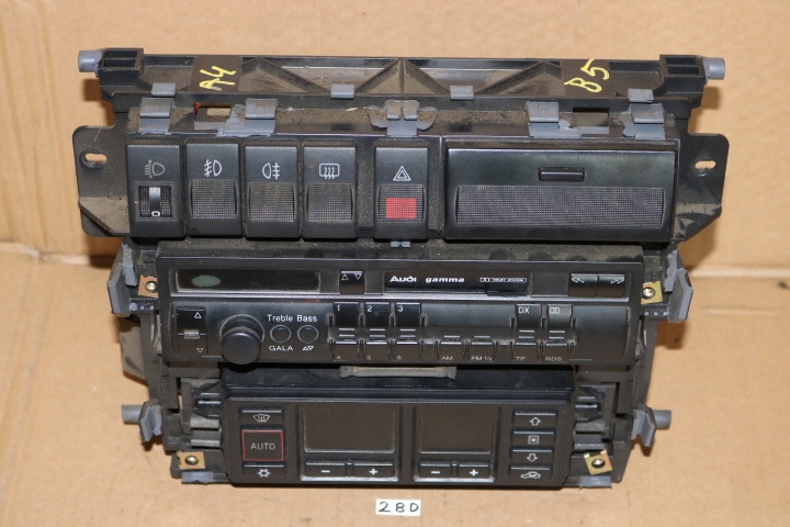 фото №1, Audi a4 b5 панель средний рамка радио кондиционер света противотуманные комплект