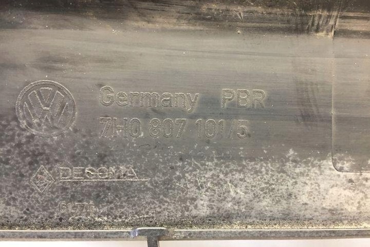 фото №8, Решётка радиатора vw transporter v t5 микроавтобус / пассажир 7h0807101 2.5l дизель 96kw