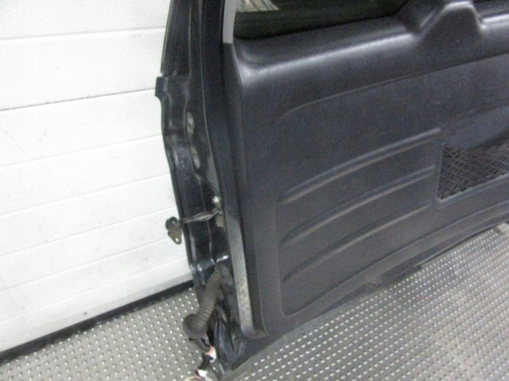 фото №11, Toyota rav4 ii 2004 кришка багажника комплектна