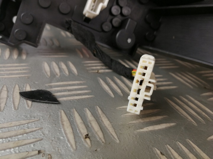 фото №13, Лампа левый правый левая правая зад задняя peugeot 407 sedan 2004-2008 европа