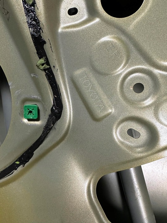 фото №7, Двері зад задні праві toyota yaris iv 4 cross 21-