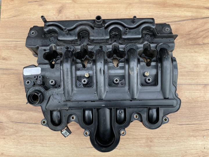 фото №1, Крышка клапанов 2,2 dci espace master 8200061888
